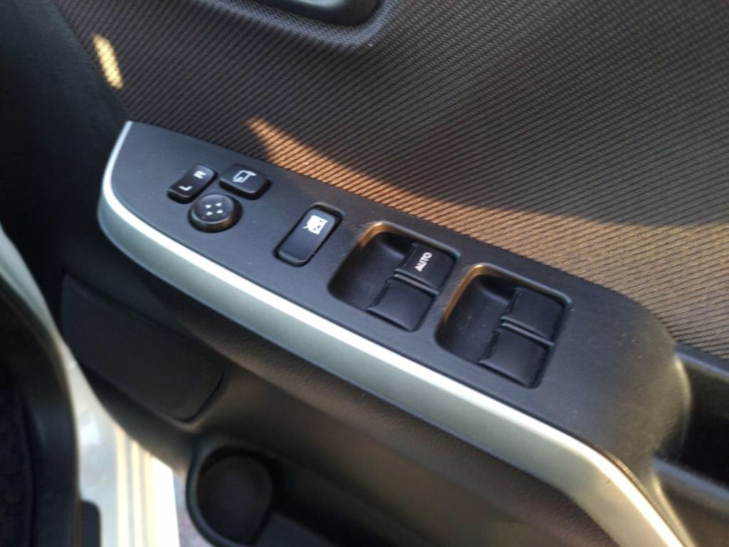 デリカＤ２ハイブリッドＭＺの写真 14