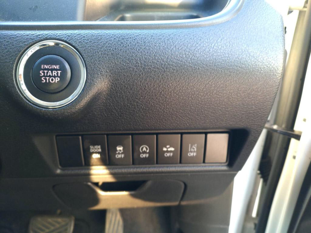 デリカＤ２ハイブリッドＭＺの写真 15