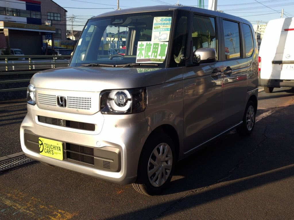 ホンダ　Ｎ＿ＢＯＸ　ヒョウジュン