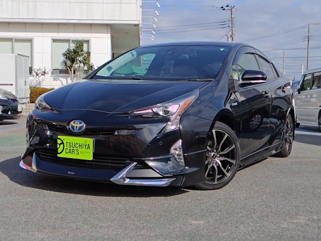 プリウスＳセーフティプラスの写真 1