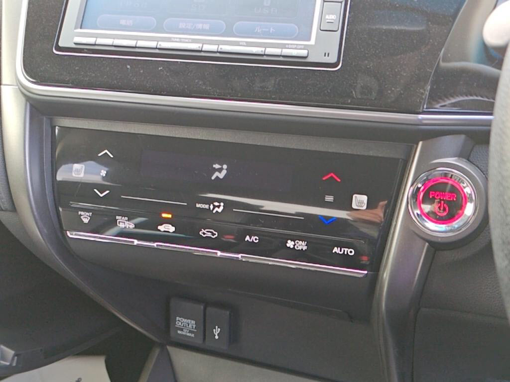 グレイスハイブリッドハイブリッドＥＸ・ホンダセンシングの写真 20