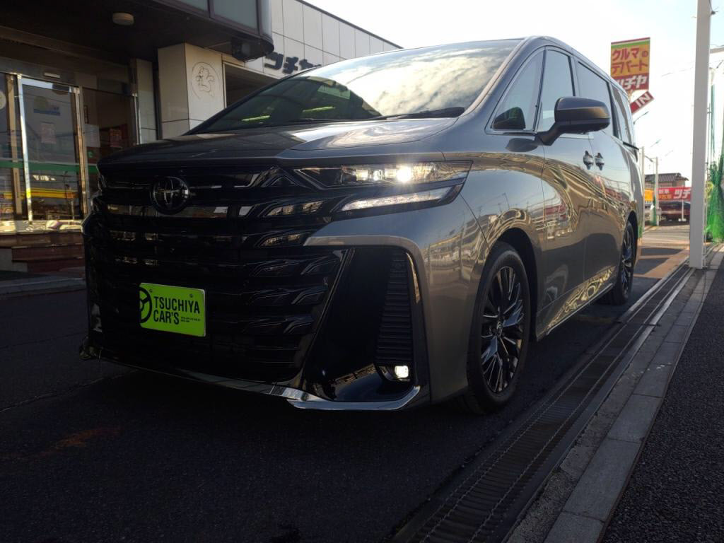 ヴェルファイアＺプレミアの写真 1