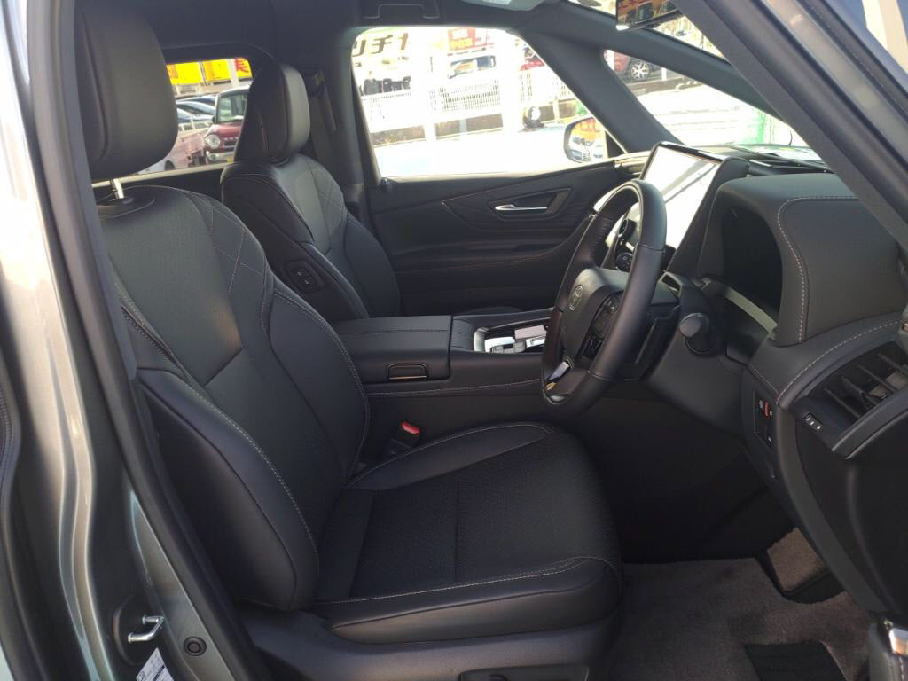 ヴェルファイアＺプレミアの写真 13