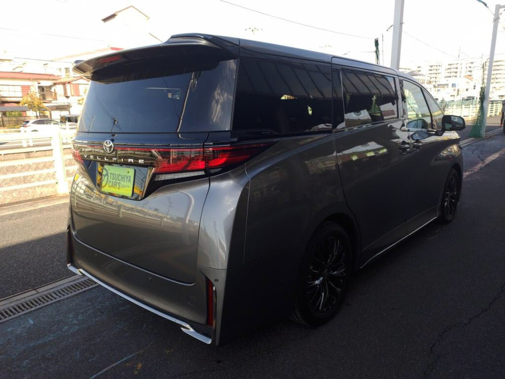 ヴェルファイアＺプレミアの写真 2