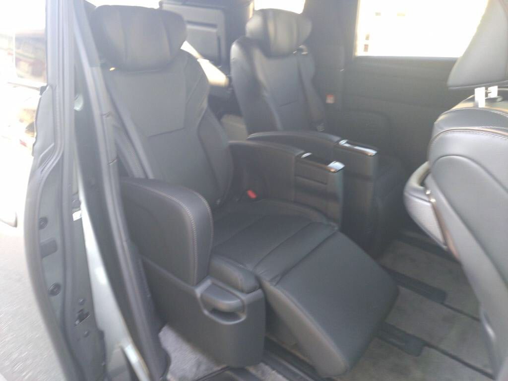 ヴェルファイアＺプレミアの写真 25