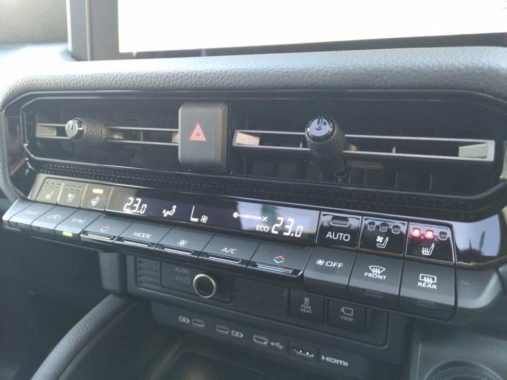 ランドクルーザー２５０ＺＸの写真 20