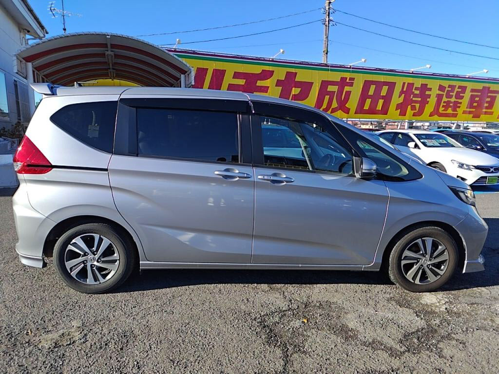 フリードＧホンダセンシングの写真 11