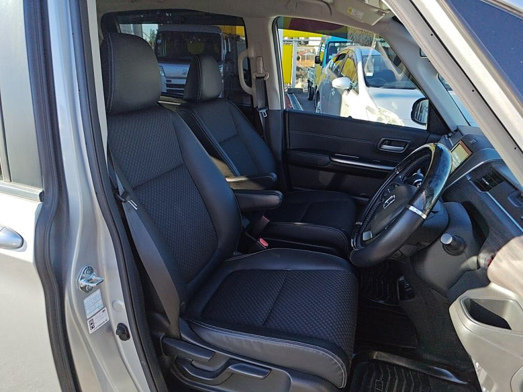 フリードＧホンダセンシングの写真 21