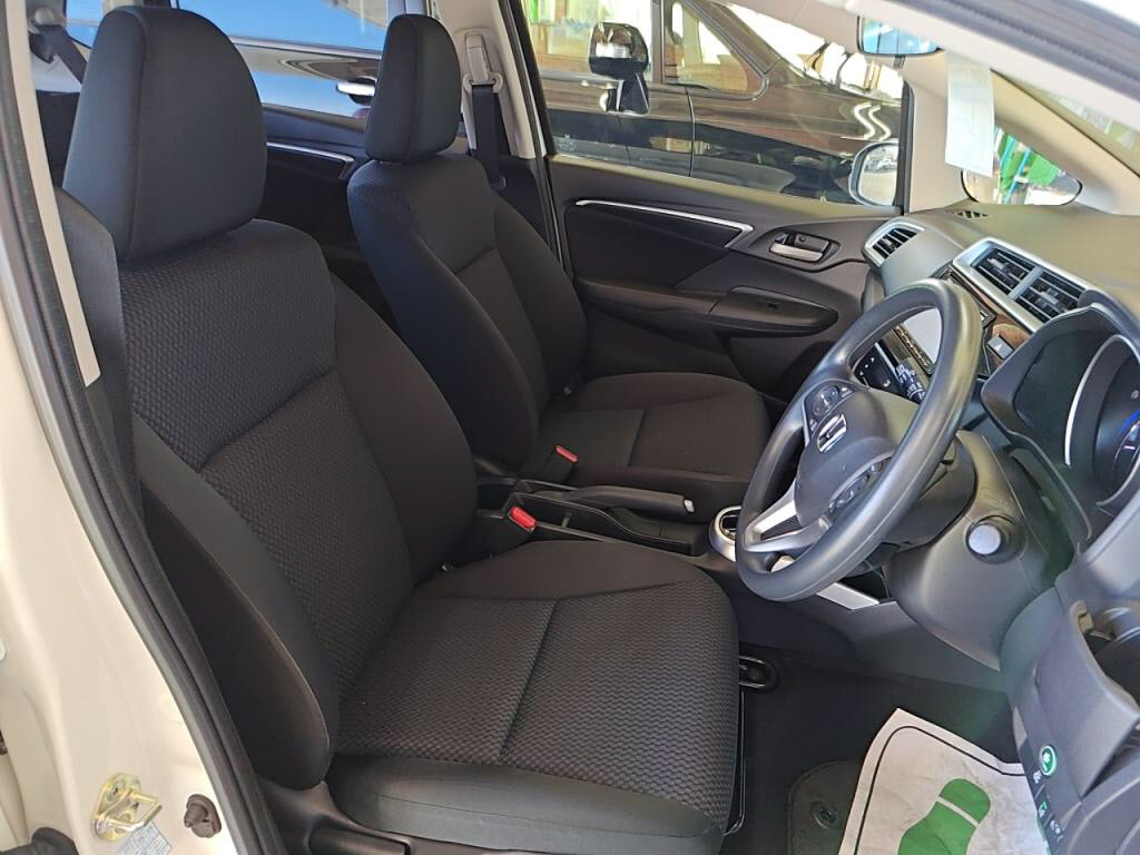 フィット１３Ｇ・Ｆの写真 21