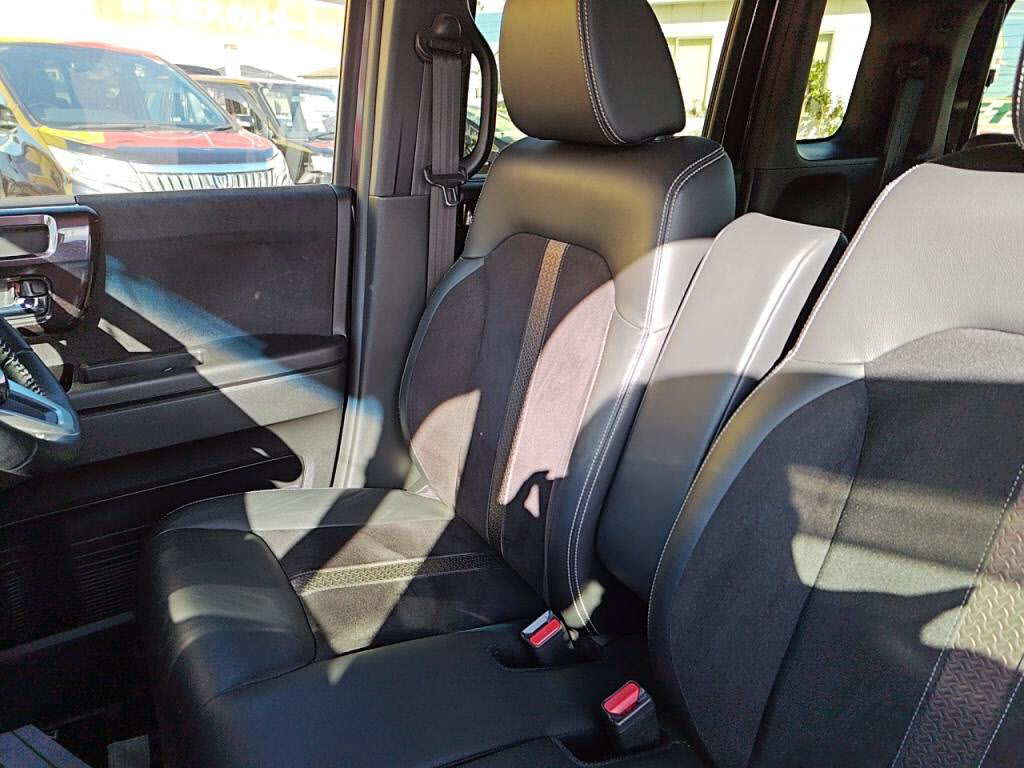 Ｎ＿ＢＯＸカスタムＧ・Ｌターボホンダセンシングの写真 19