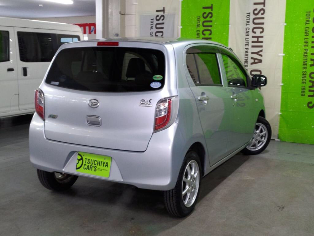 ミライースＸメモリアルエディションの写真 2