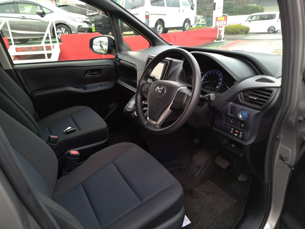 ノアハイブリッドハイブリッドＸディライトプラスの写真 21