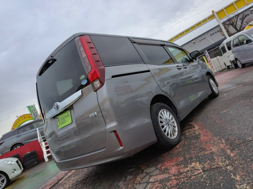 ノアハイブリッドハイブリッドＸディライトプラスの写真 26