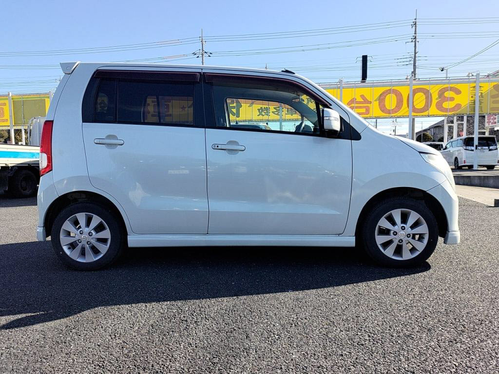 ワゴンＲＦＸリミテッドの写真 11