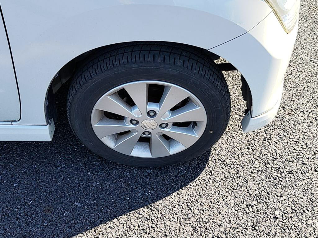 ワゴンＲＦＸリミテッドの写真 30