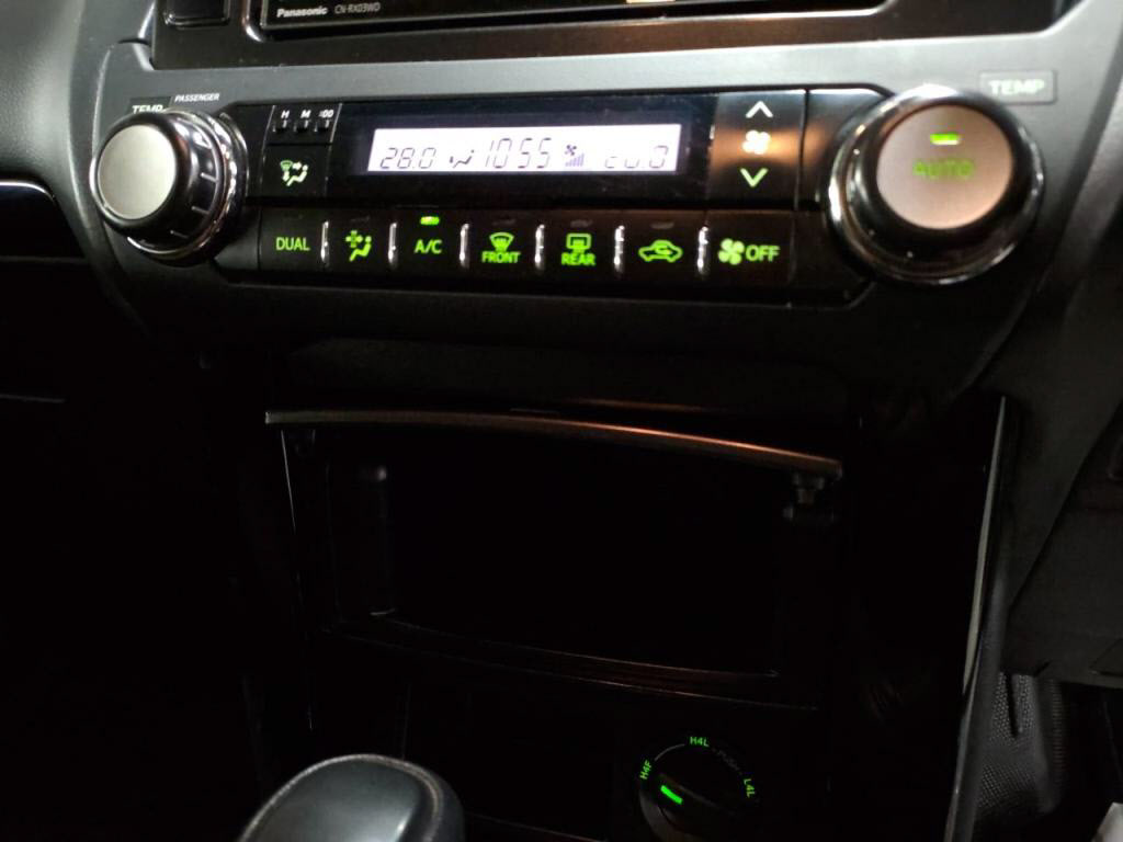 ランドクルーザープラド５ＤＴＸの写真 17