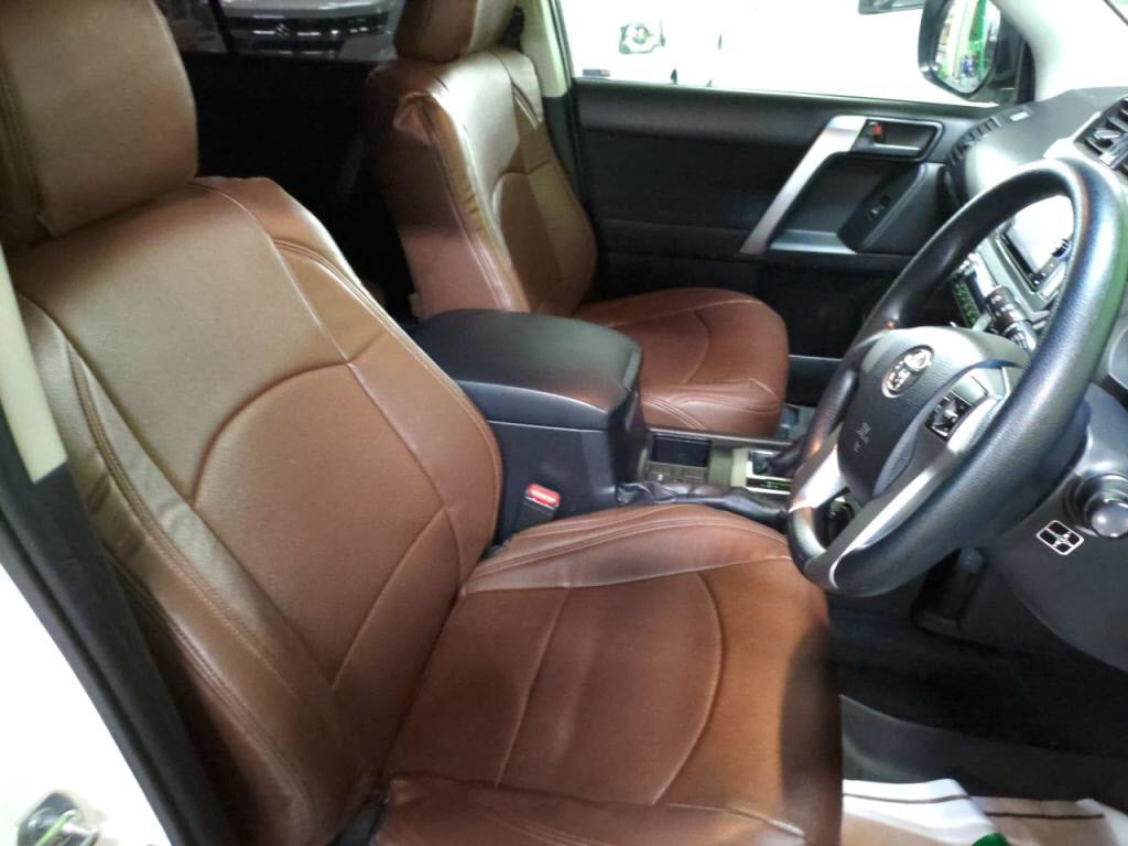 ランドクルーザープラド５ＤＴＸの写真 21