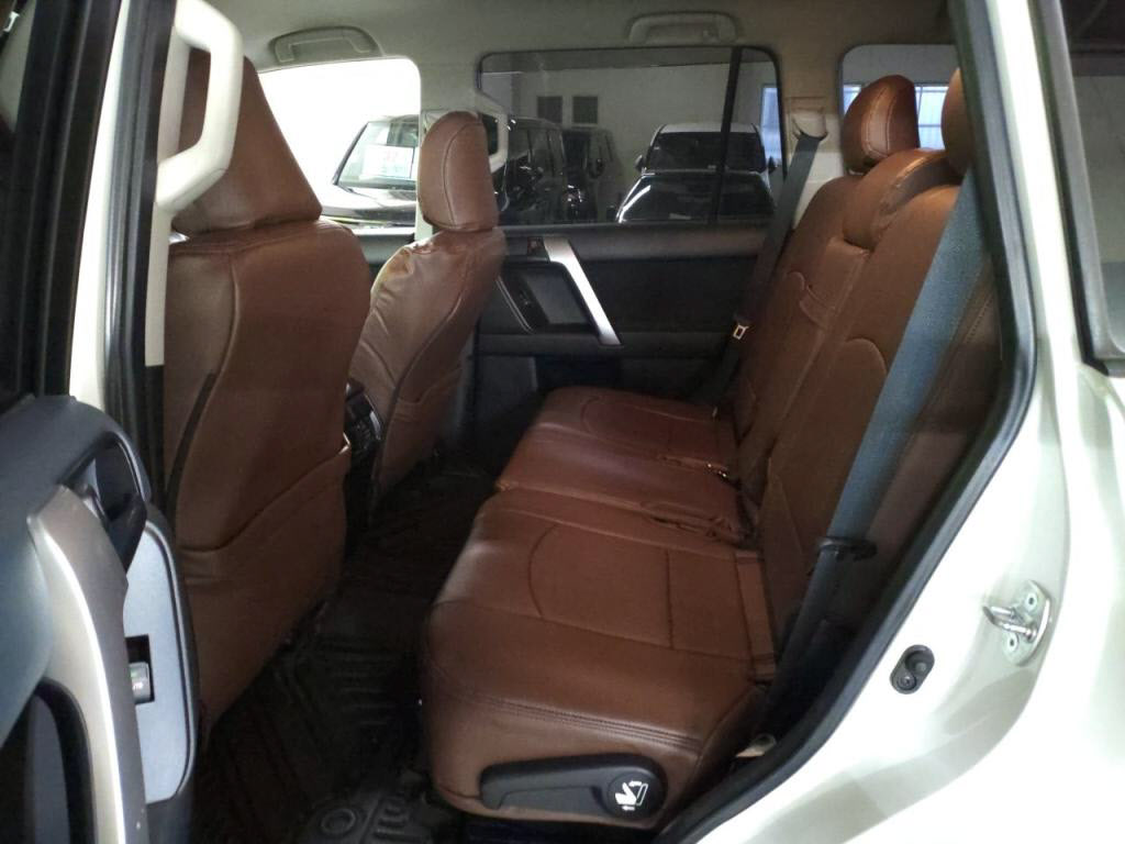 ランドクルーザープラド５ＤＴＸの写真 23