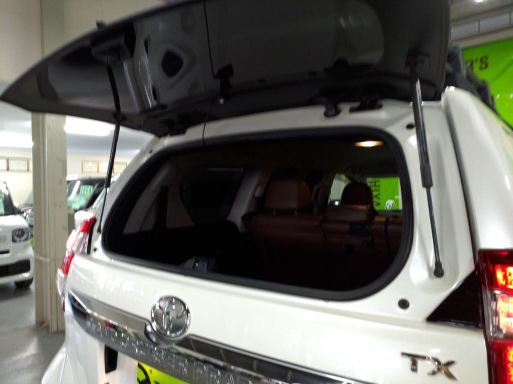 ランドクルーザープラド５ＤＴＸの写真 25