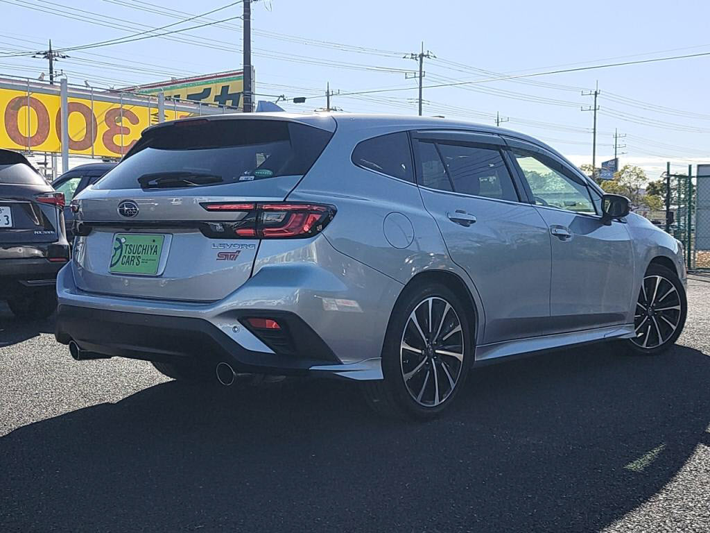 レヴォーグＳＴＩスポーツＥＸの写真 2