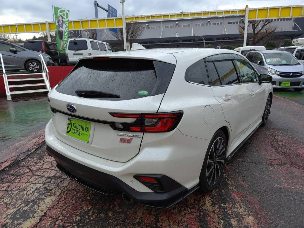 レヴォーグＳＴＩスポーツＥＸの写真 11