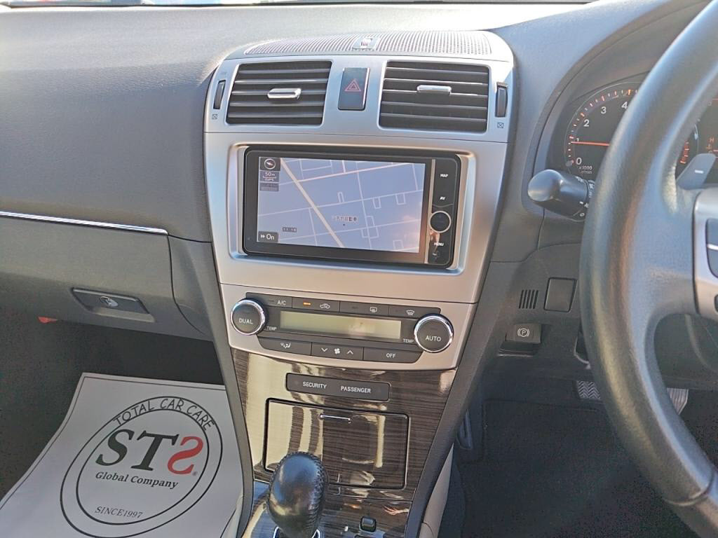 アベンシスワゴンＬｉの写真 15