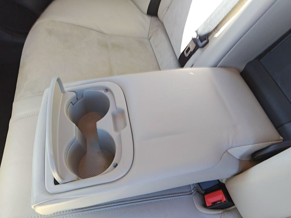 アベンシスワゴンＬｉの写真 22