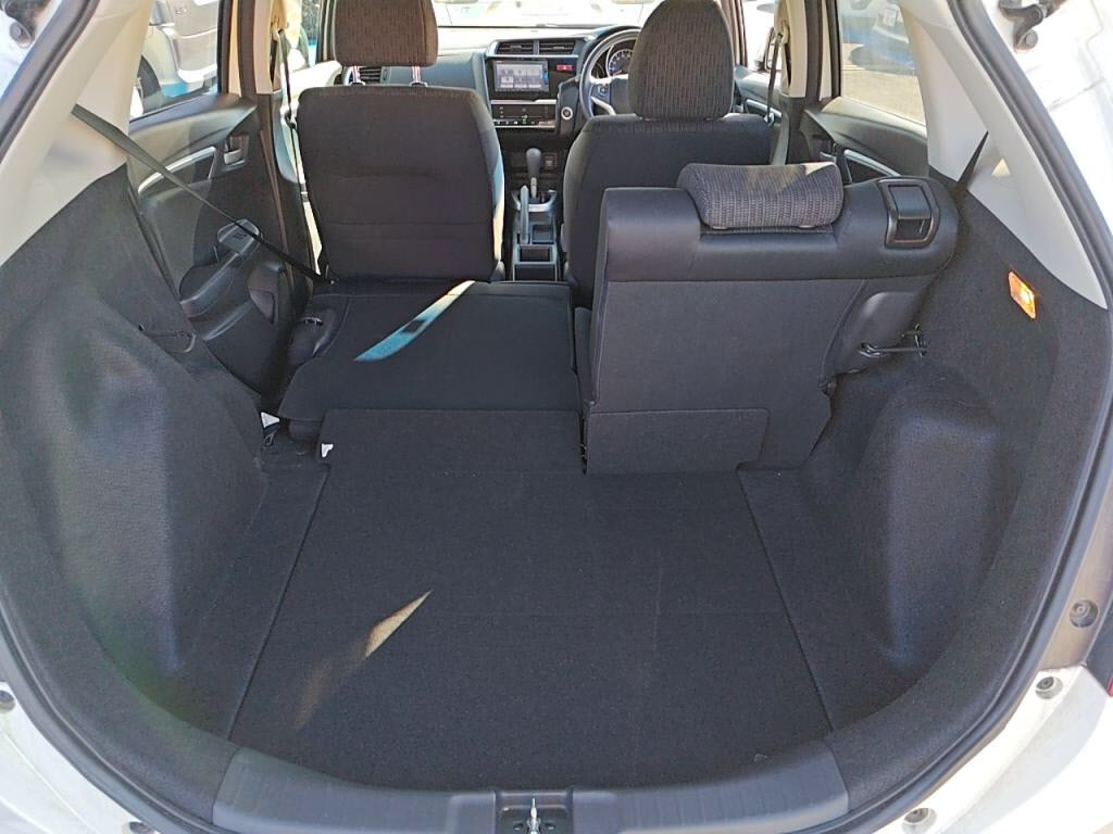 フィット１３Ｇ・Ｆパッケージの写真 20