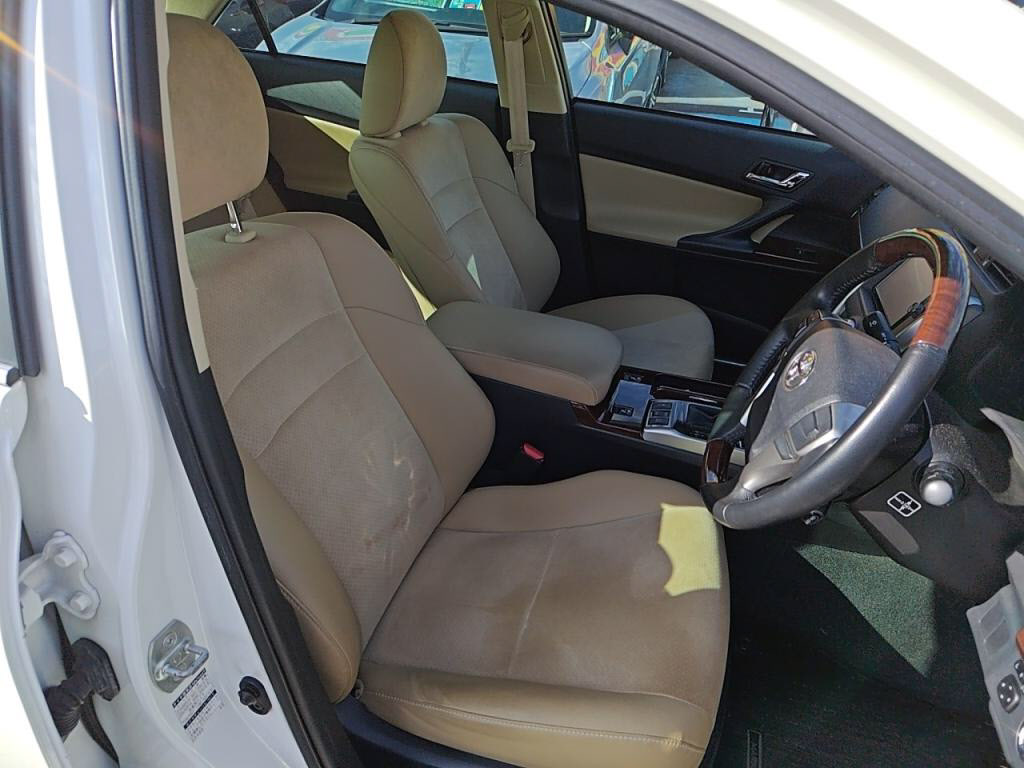 マークＸプレミアムの写真 13