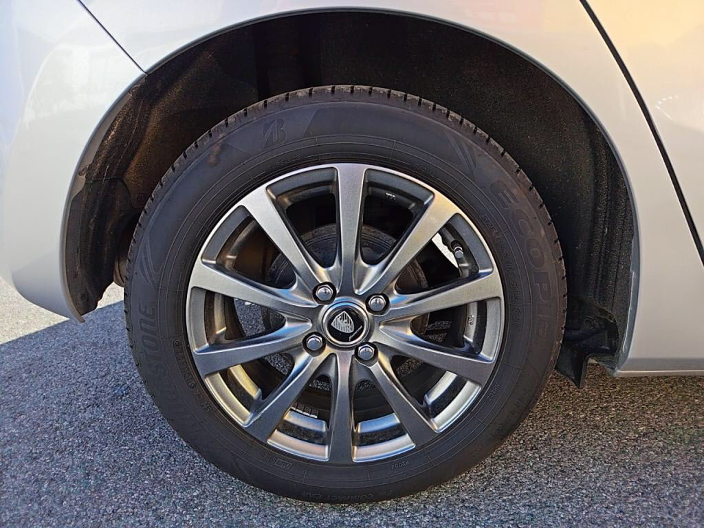 フィットハイブリッドハイブリッド・Ｆパッケージの写真 9