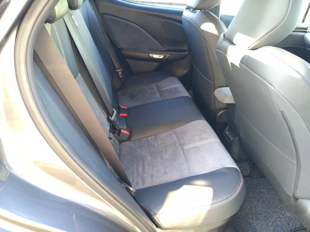 ＬＢＸハイブリッドクールの写真 21