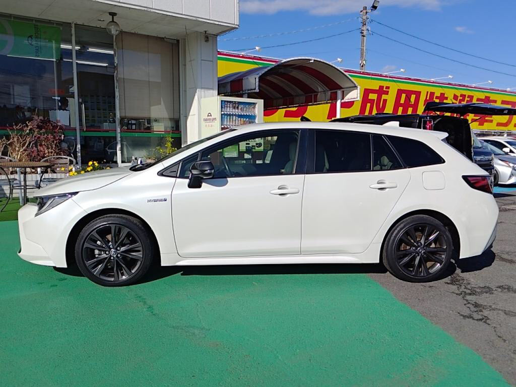 カローラツーリングハイブリッドハイブリッドダブルバイビーの写真 12