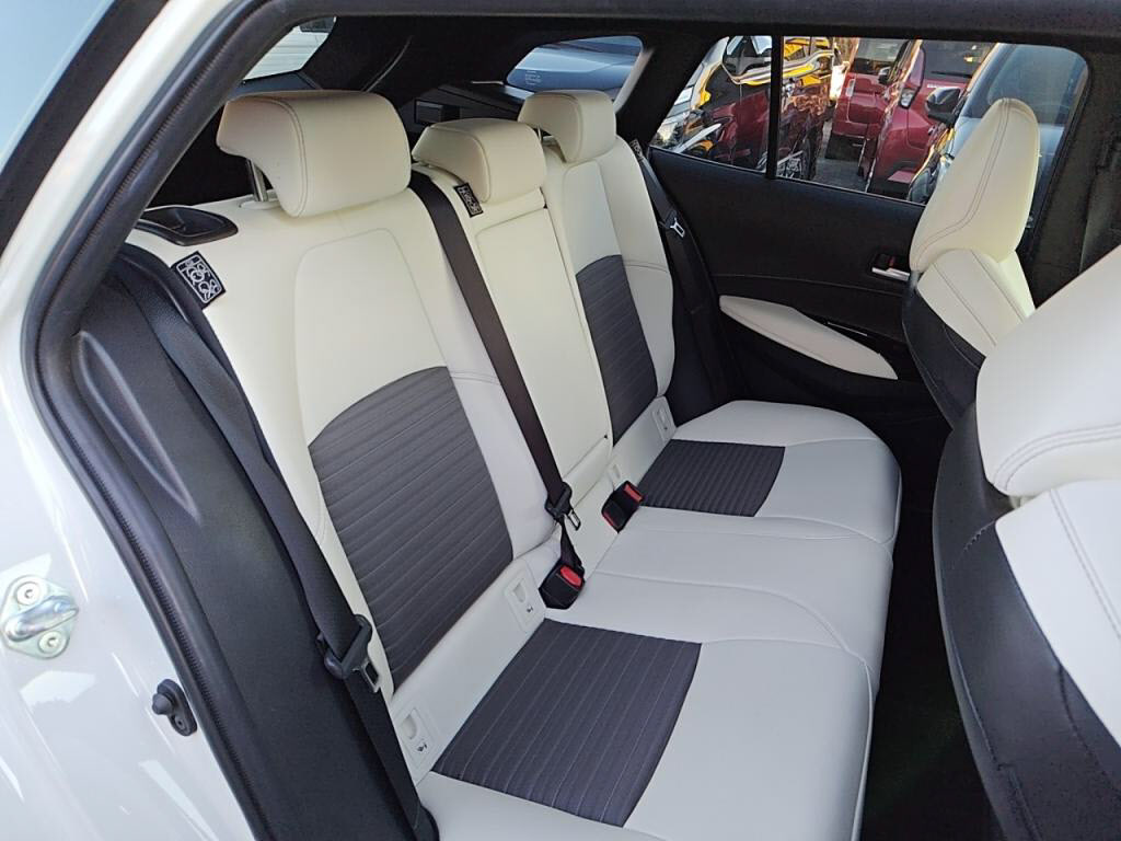 カローラツーリングハイブリッドハイブリッドダブルバイビーの写真 22