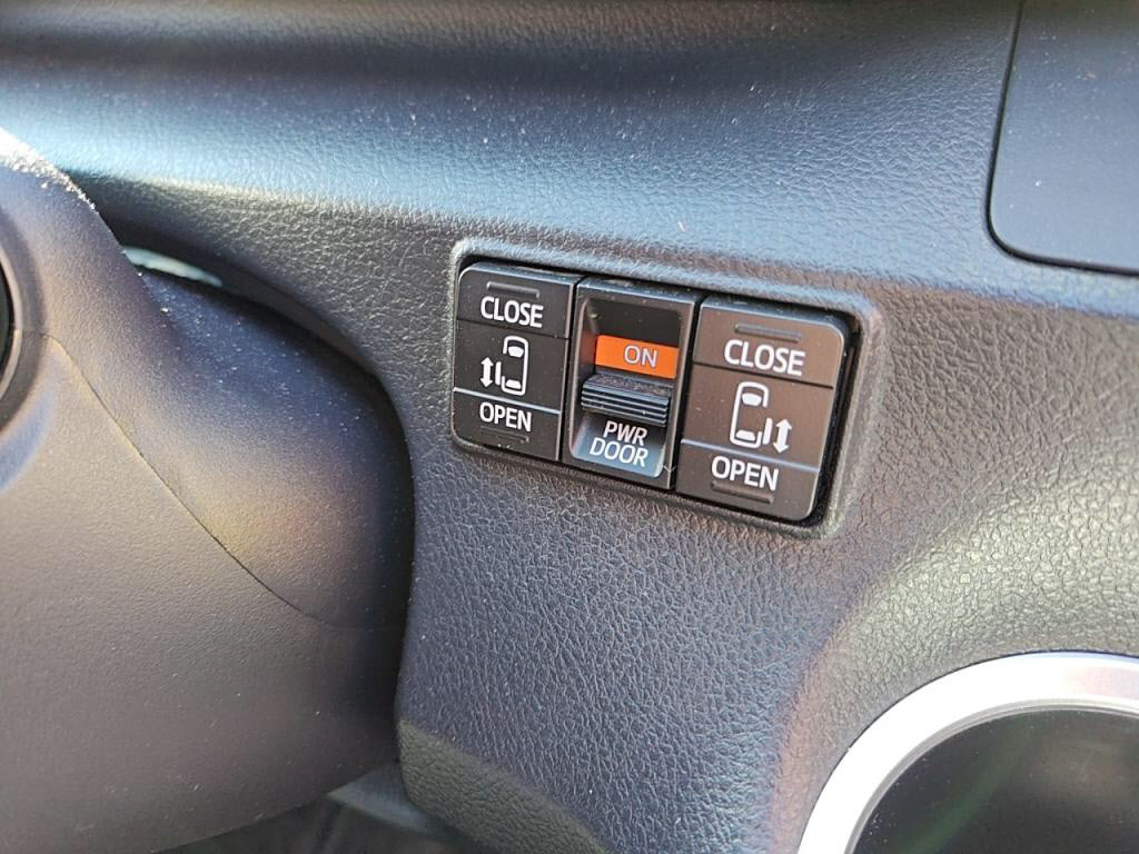 シエンタＧの写真 13