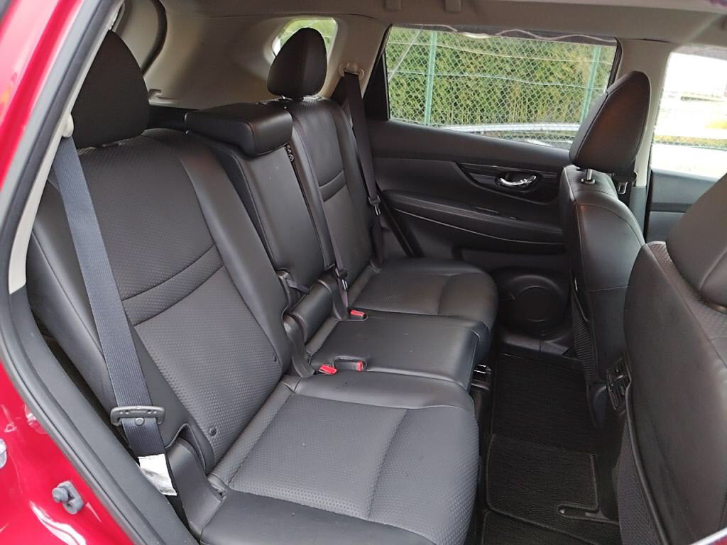 エクストレイル２０Ｘｉの写真 12