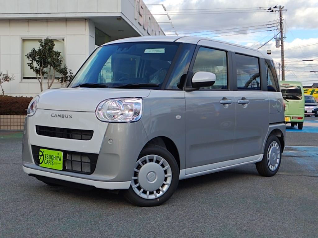 ダイハツ　ムーヴキャンバス　ストライプスＸ