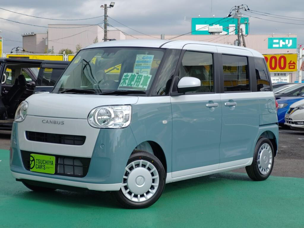 ダイハツ　ムーヴキャンバス　ストライプスＸ