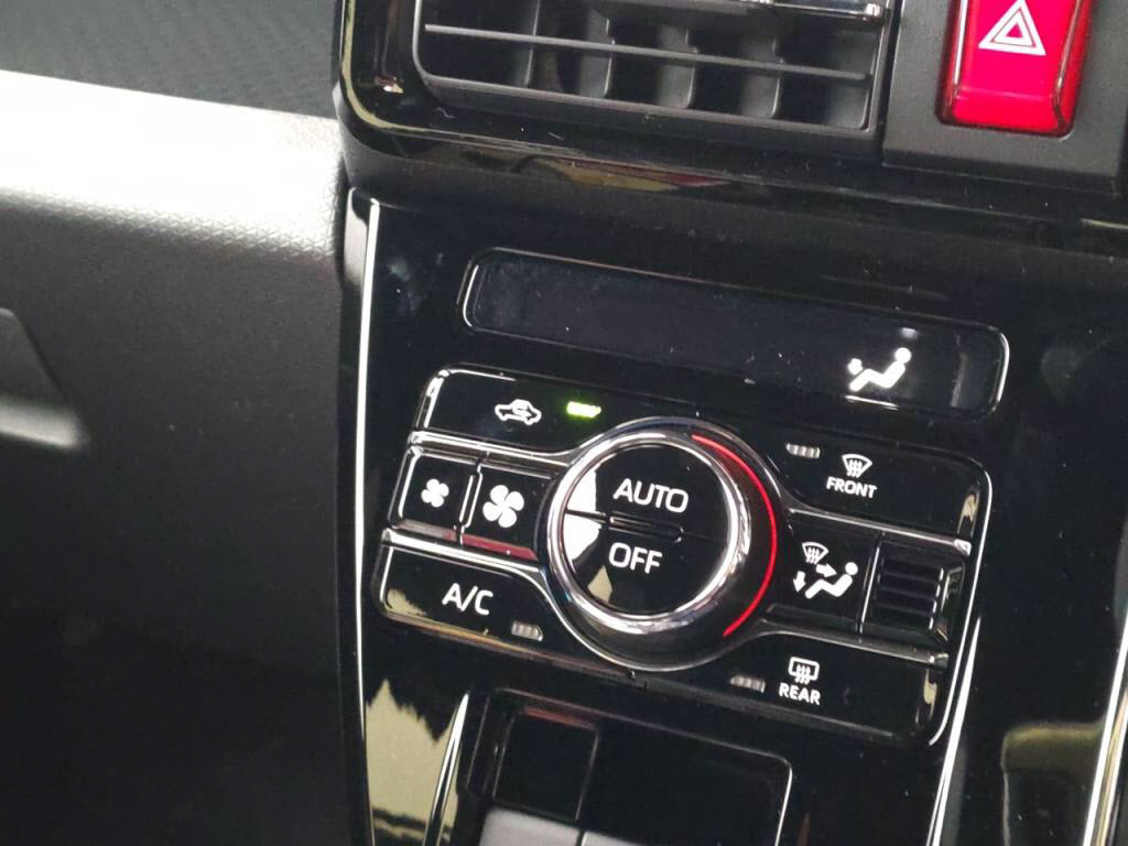 タントカスタムカスタムＲＳの写真 13