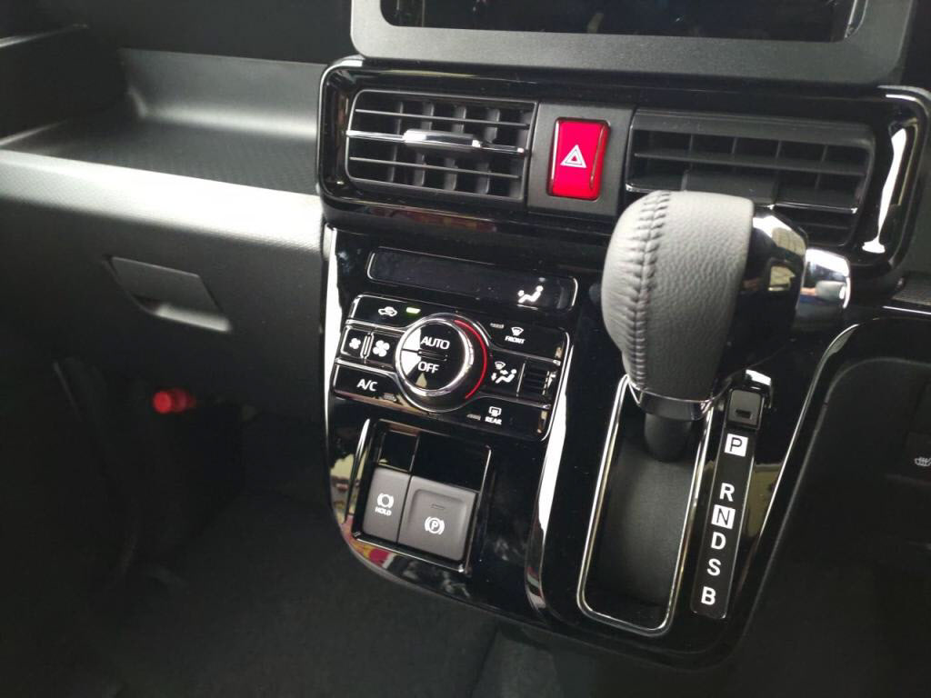 タントカスタムカスタムＲＳの写真 15