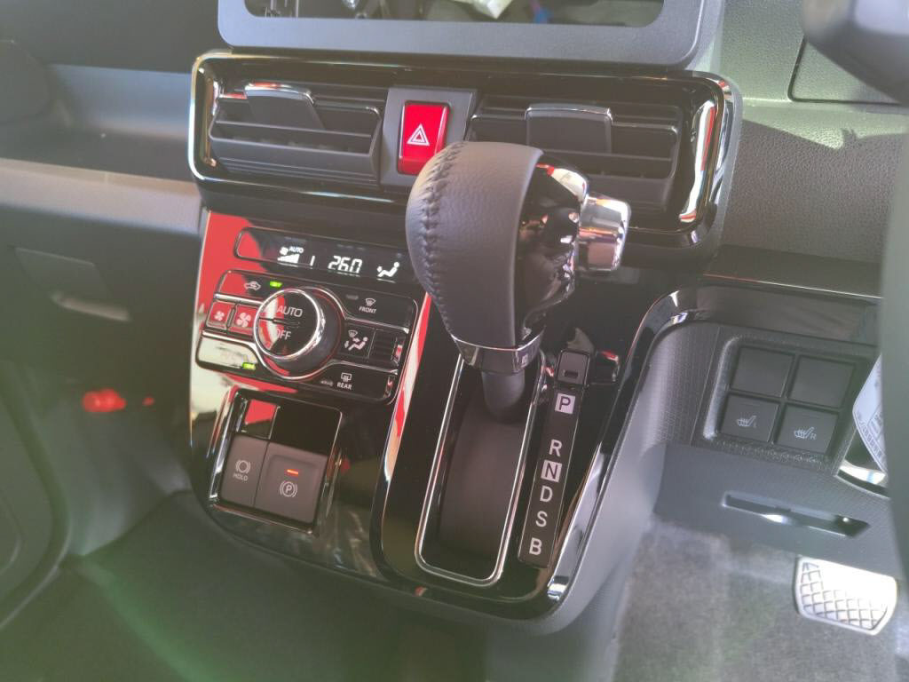 タントカスタムカスタムＲＳの写真 15