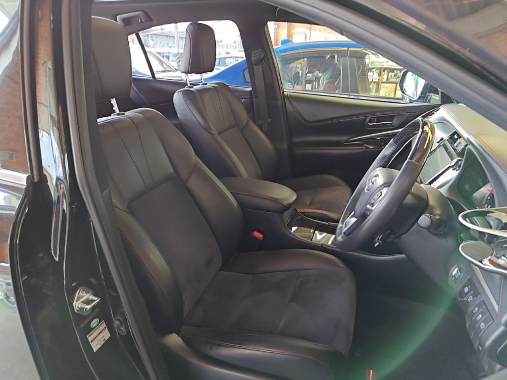 ハリアープレミアムの写真 22