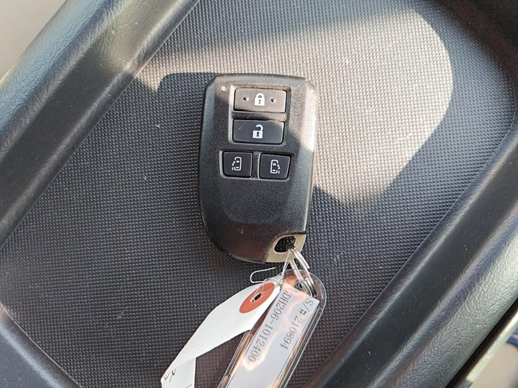 ハイエースバンリラクベースタイプ２の写真 18