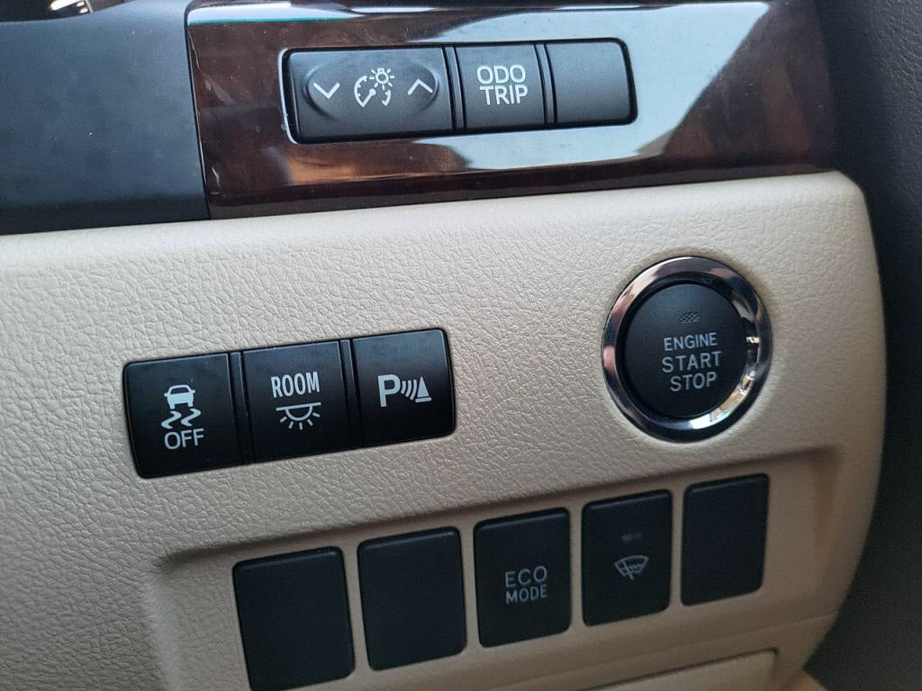 アルファード２４０Ｘの写真 16