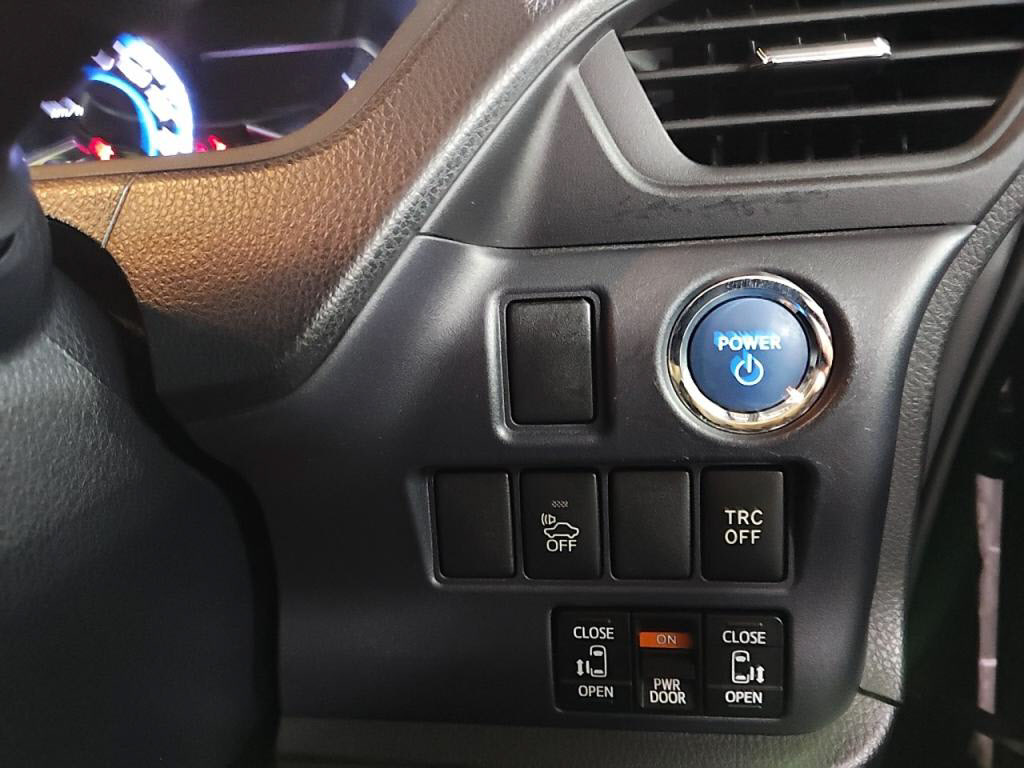 ノアハイブリッドハイブリッドＸの写真 13