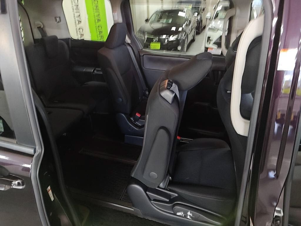 ノアハイブリッドハイブリッドＸの写真 22