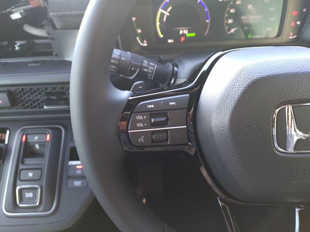 ステップワゴンスパーダＨＶｅＨＥＶスパーダプレミアムラインブラックＥｄの写真 15