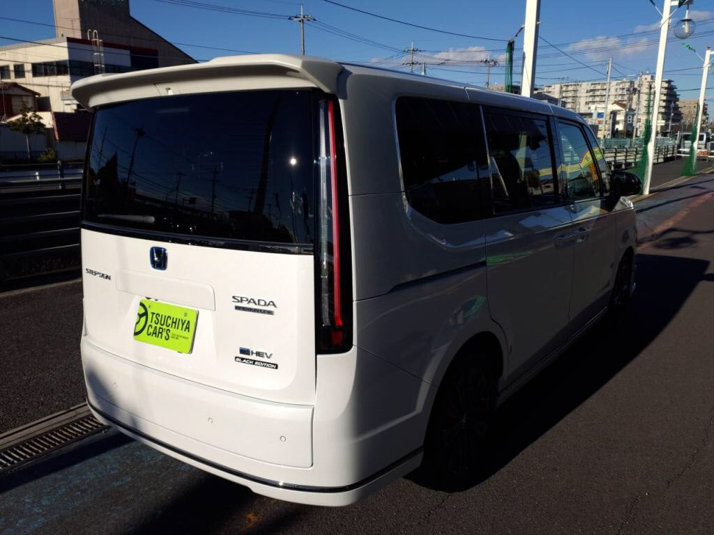 ステップワゴンスパーダＨＶｅＨＥＶスパーダプレミアムラインブラックＥｄの写真 2