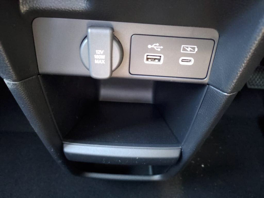 ステップワゴンスパーダＨＶｅＨＥＶスパーダプレミアムラインブラックＥｄの写真 20