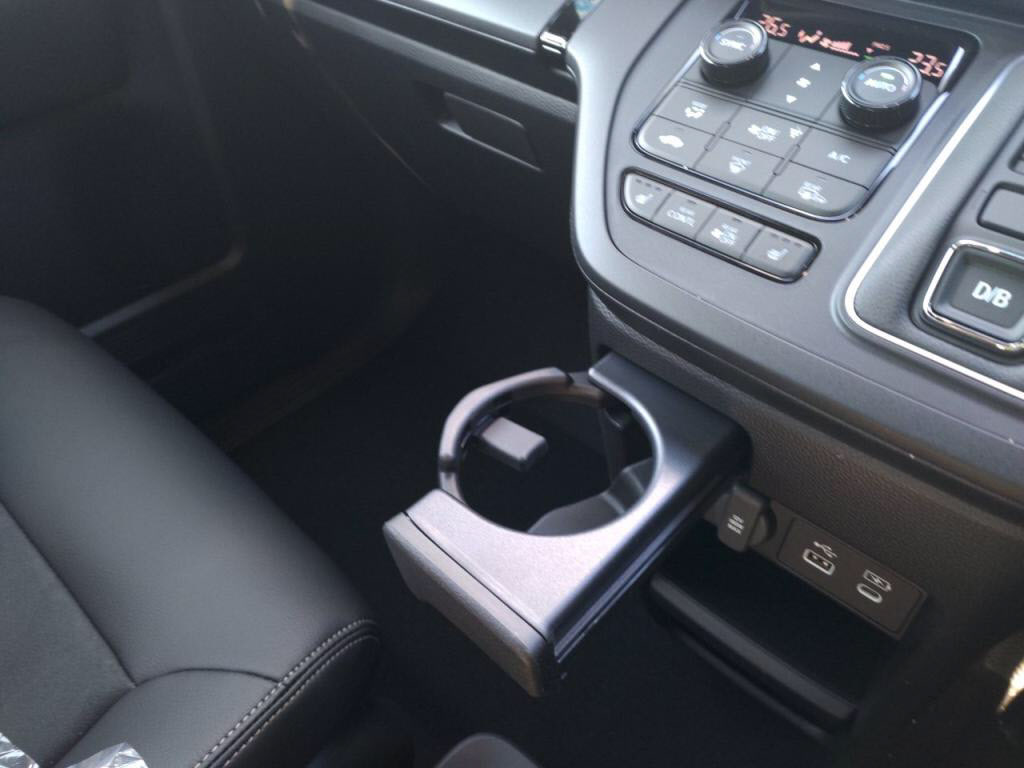 ステップワゴンスパーダＨＶｅＨＥＶスパーダプレミアムラインブラックＥｄの写真 24