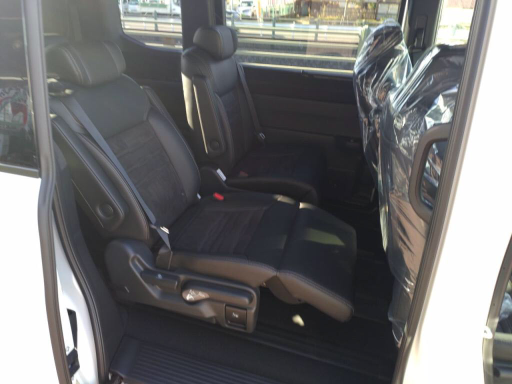 ステップワゴンスパーダＨＶｅＨＥＶスパーダプレミアムラインブラックＥｄの写真 25